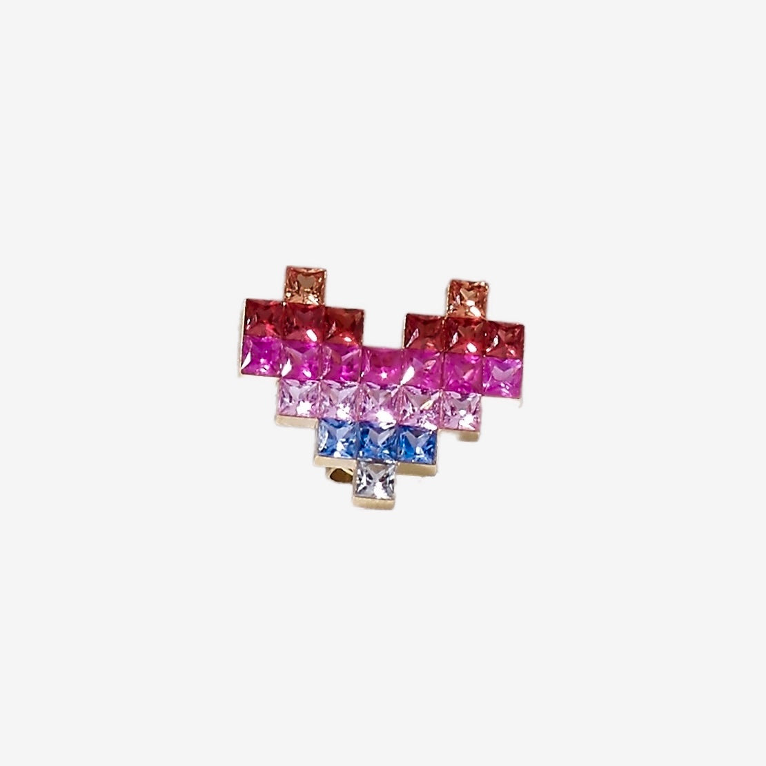ピクセルハートピアス